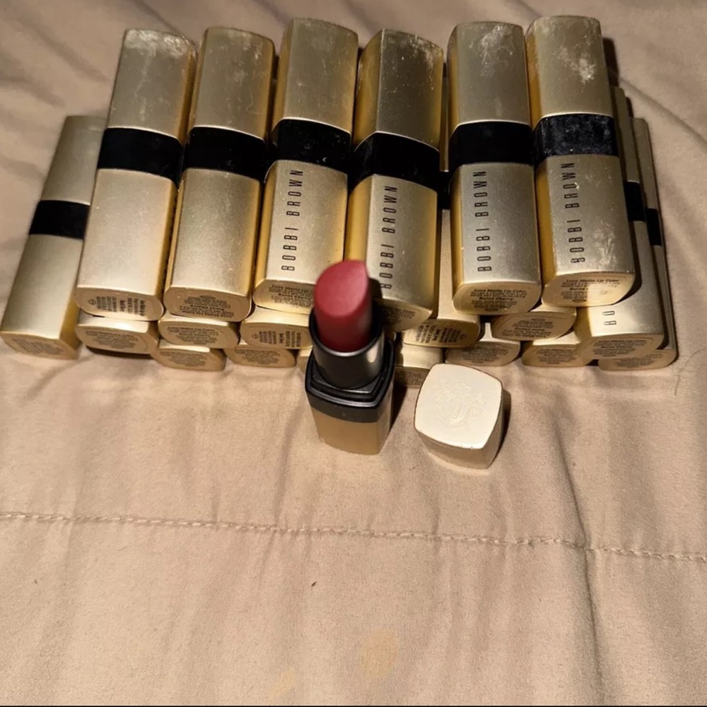 Bobbi Brown Luxe  Matte Lip Color .15oz Burnt Cherry